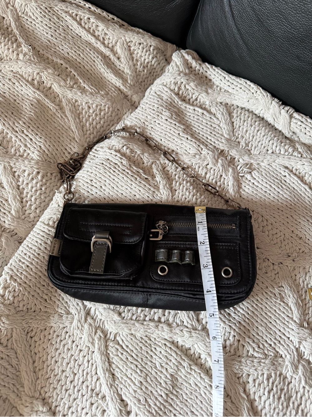 Guess Black Shoulder Bag with Chain Strap - Picture 8 of 9